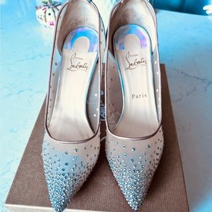 Christian louboutin pumps